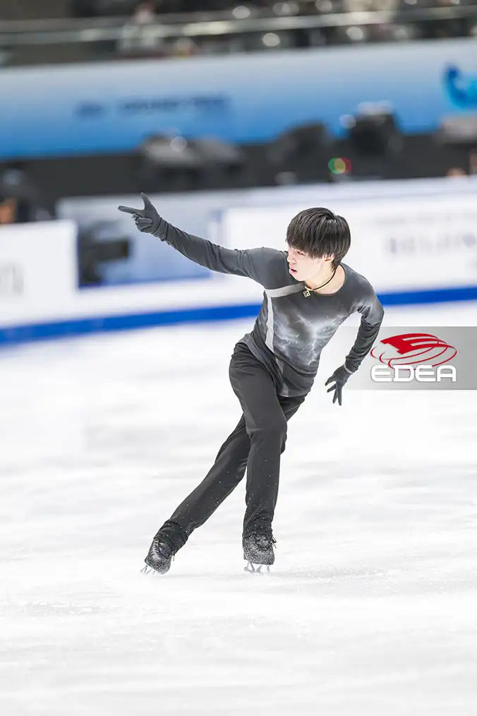Ice Gallery Skates U.S.